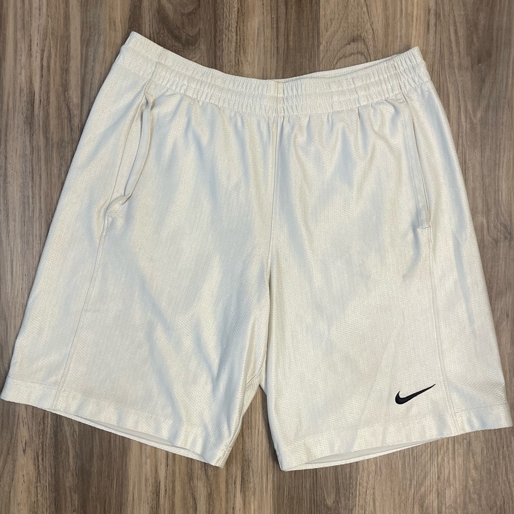 Men’s Vintage White Nike Gym Shorts